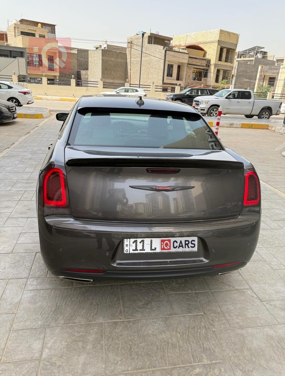 كرايسلر 300